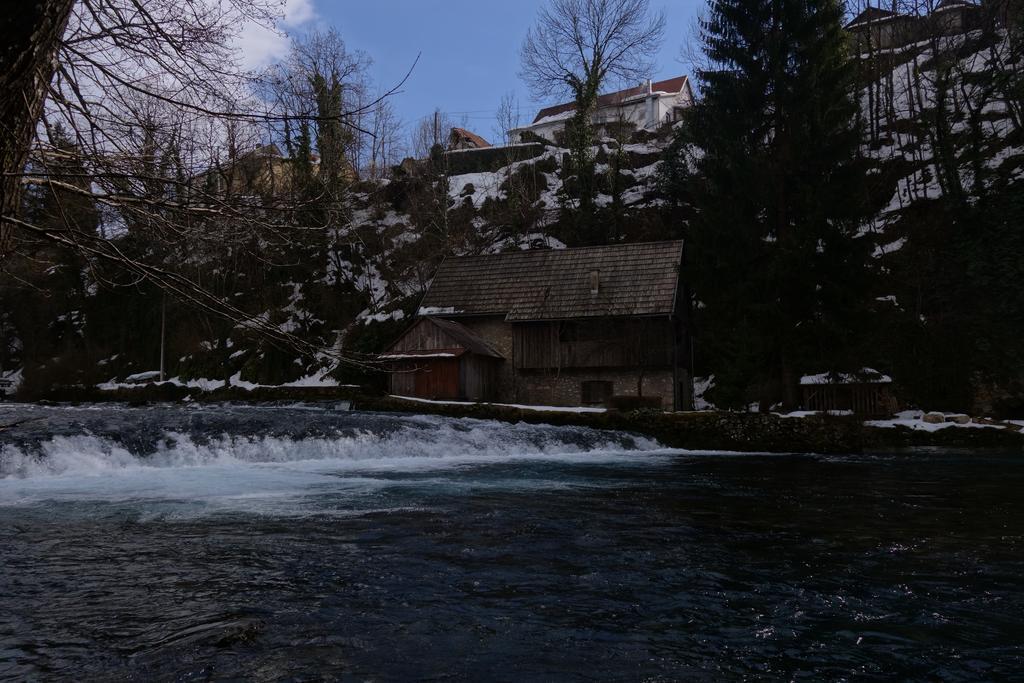 Rooms Modrušan Slunj Exteriér fotografie