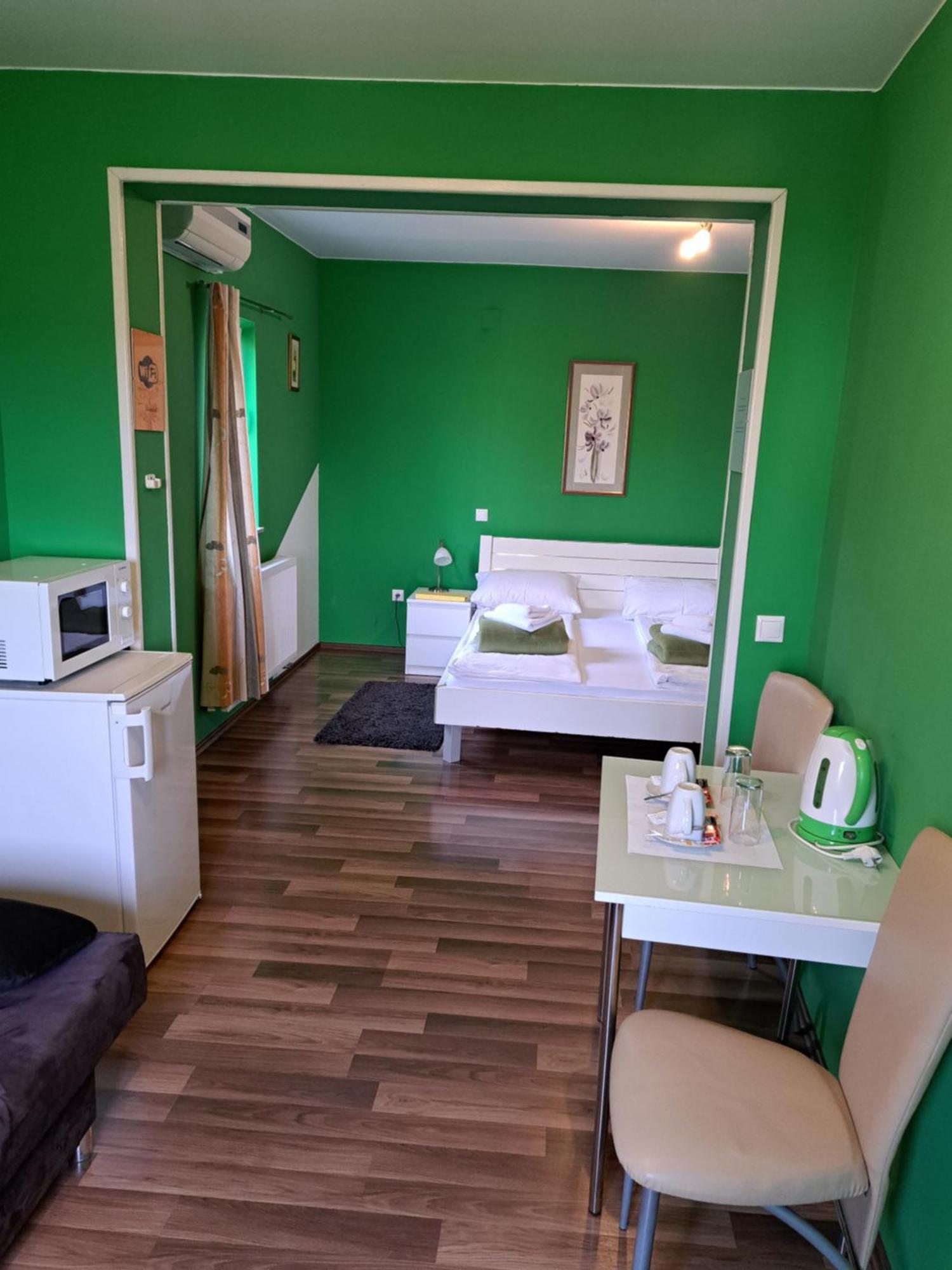 Rooms Modrušan Slunj Exteriér fotografie
