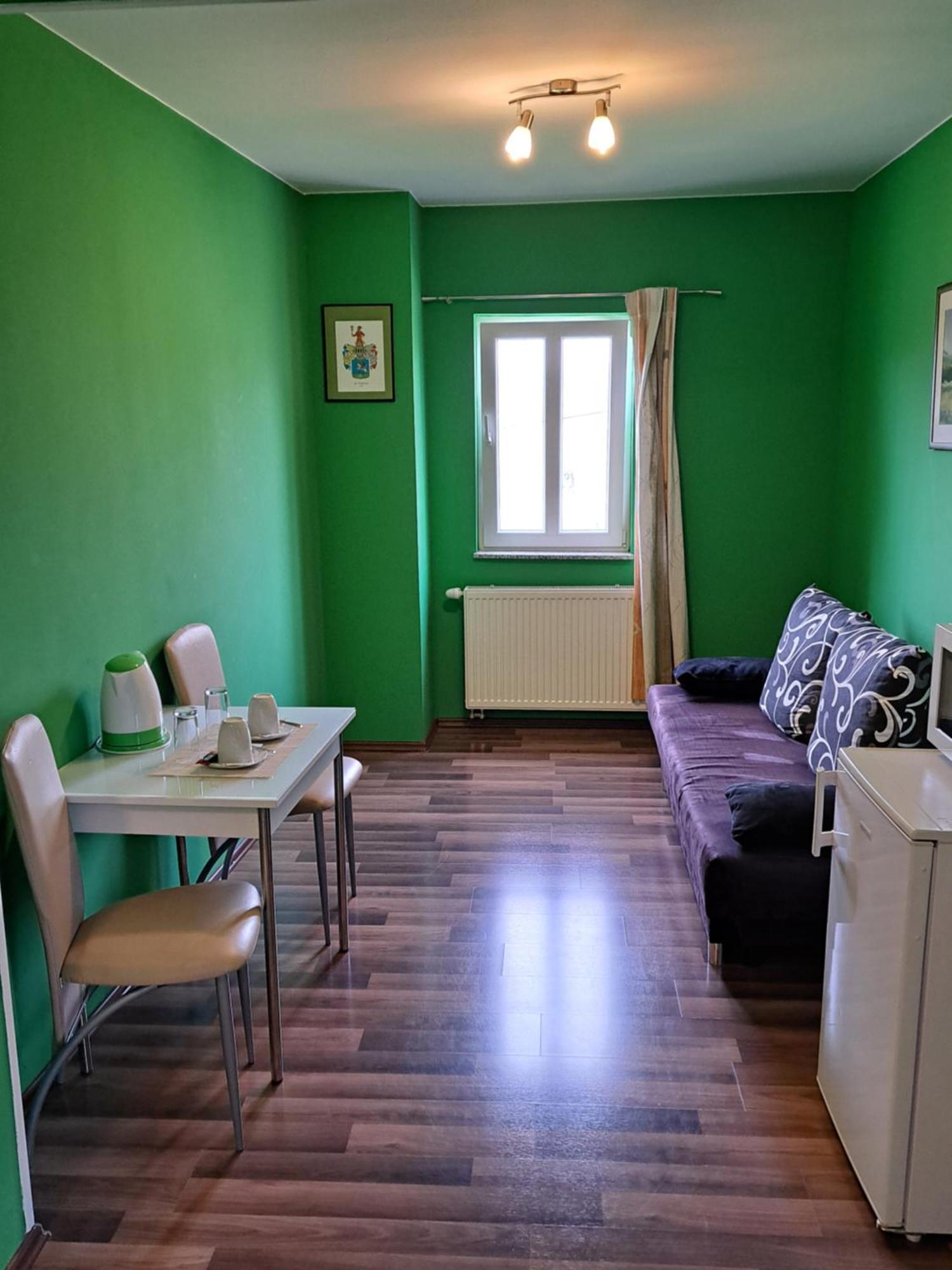 Rooms Modrušan Slunj Exteriér fotografie