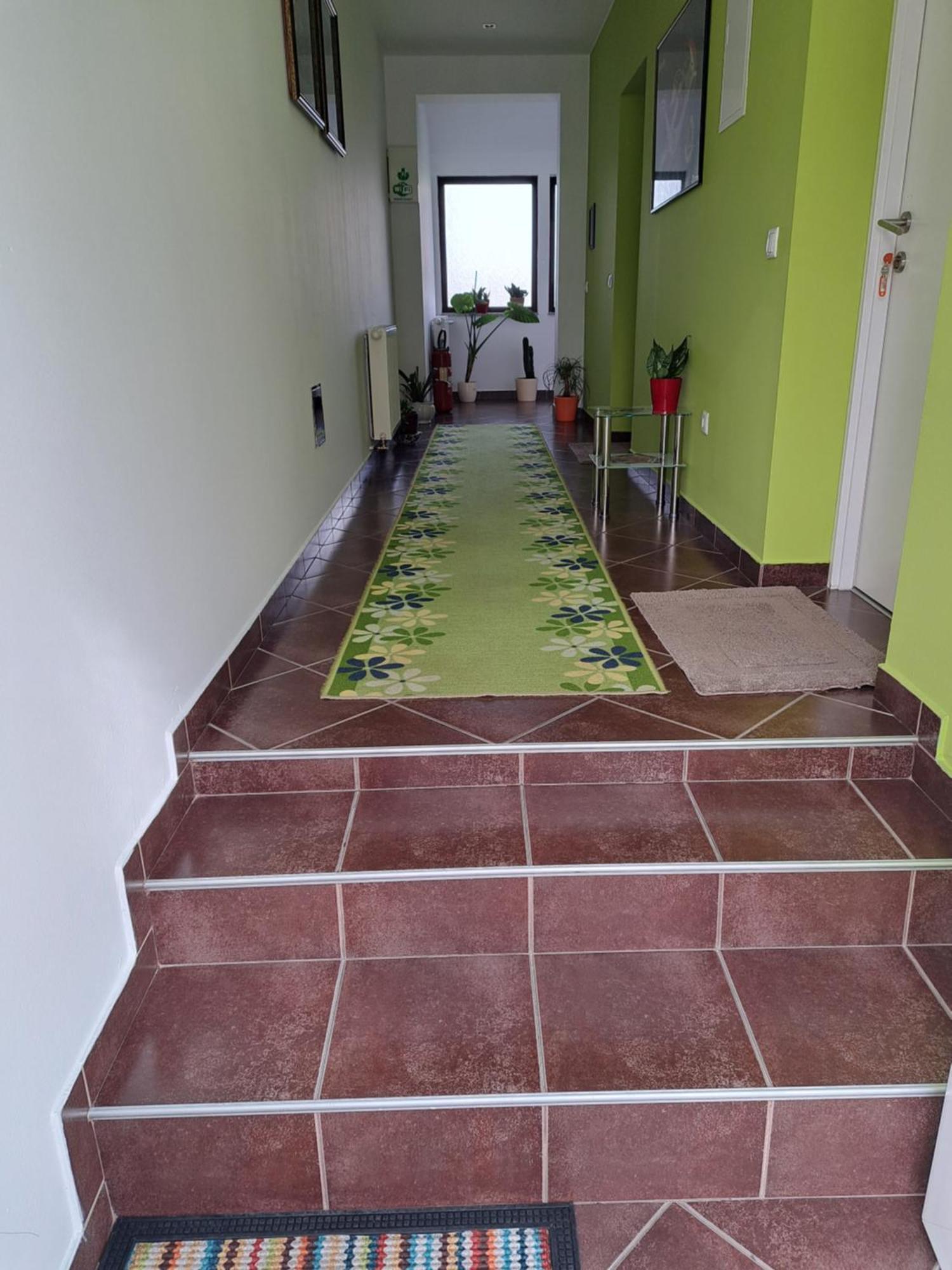 Rooms Modrušan Slunj Exteriér fotografie