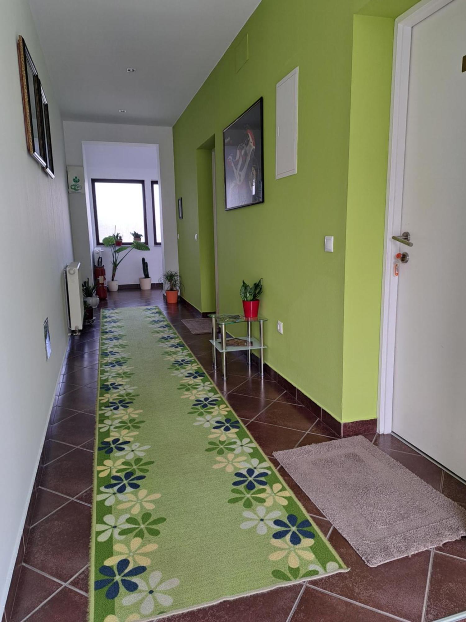 Rooms Modrušan Slunj Exteriér fotografie