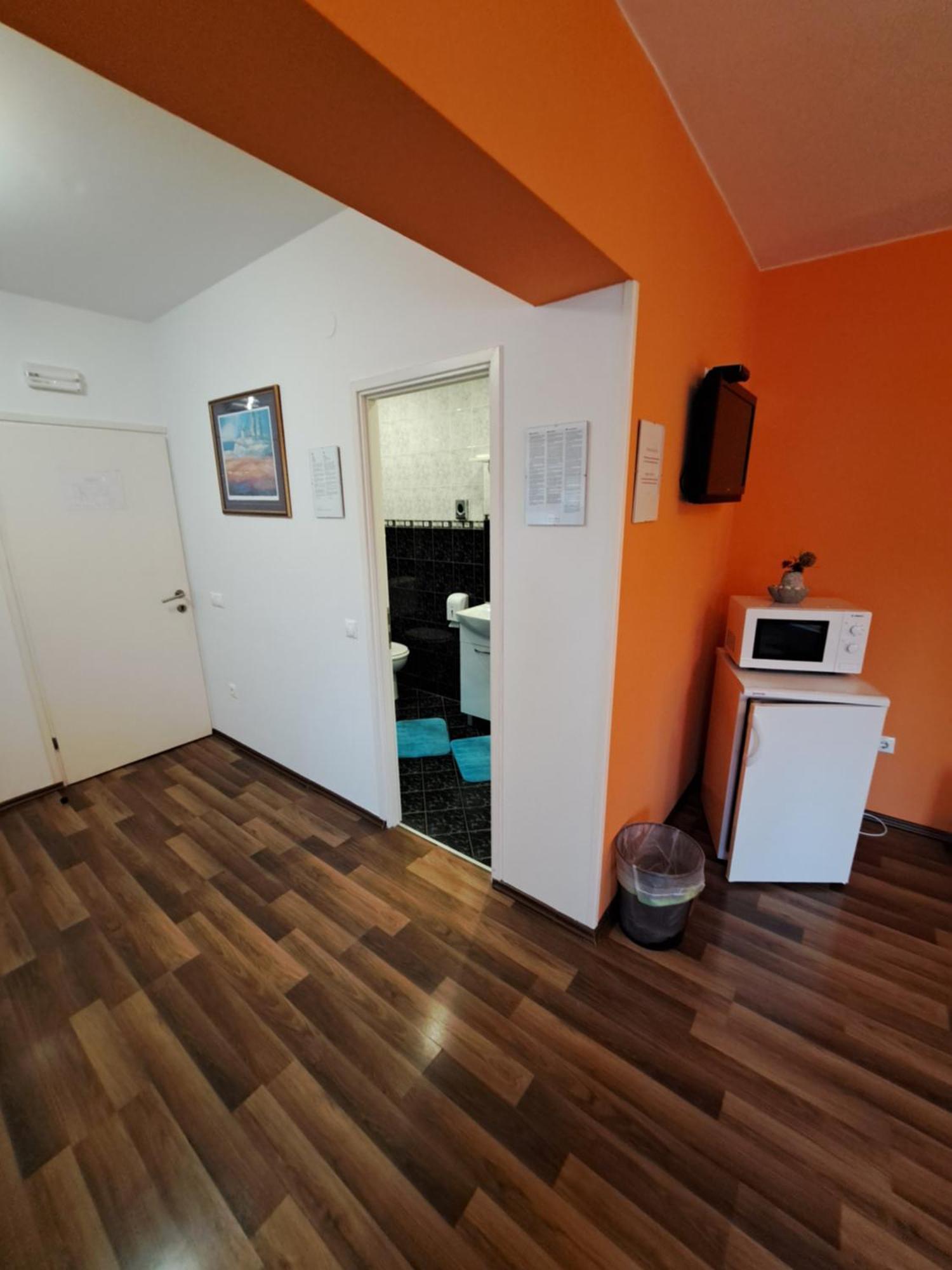 Rooms Modrušan Slunj Exteriér fotografie